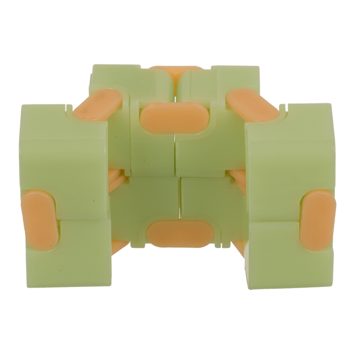 Le cube infini
